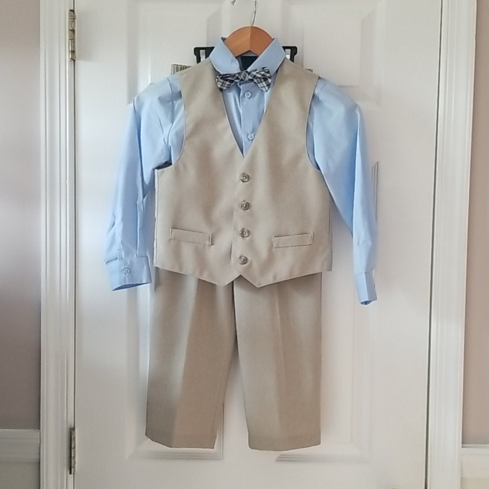 Boys suit